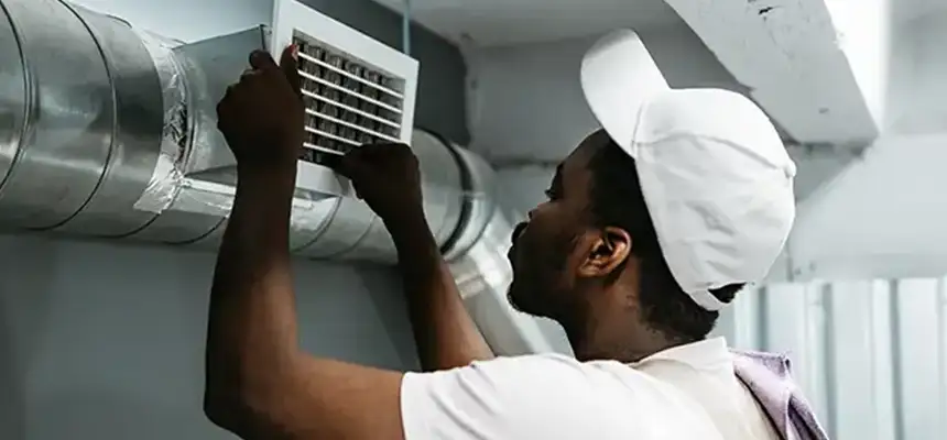 Our Licensed And Insured Cleaners in Burnsville, MN